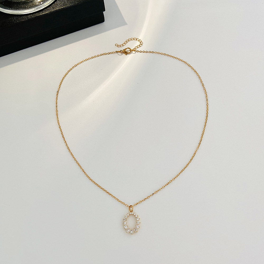 Fashion Round Copper Pendant Necklace Inlay Rhinestones Copper Necklaces