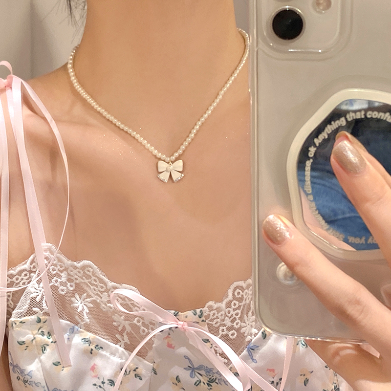 Elegant Bow Knot Artificial Pearl Beaded Pendant Necklace