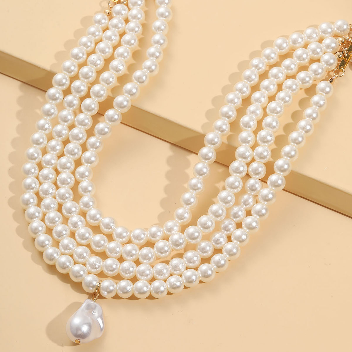 Fashion Irregular Artificial Pearl Beaded Layered Necklaces