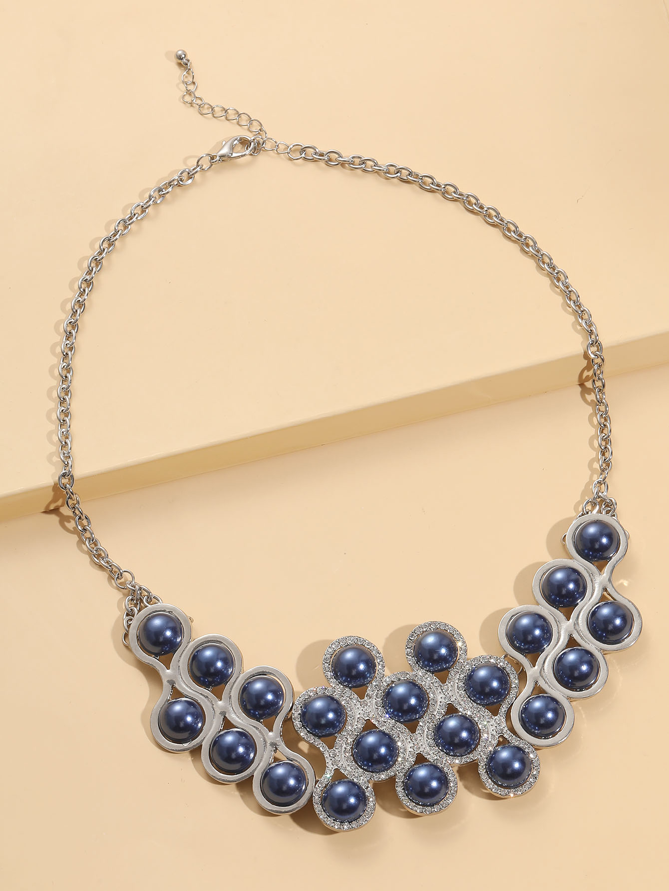 Fashion Solid Color Alloy Inlay Rhinestones Pearl Pendant Necklace