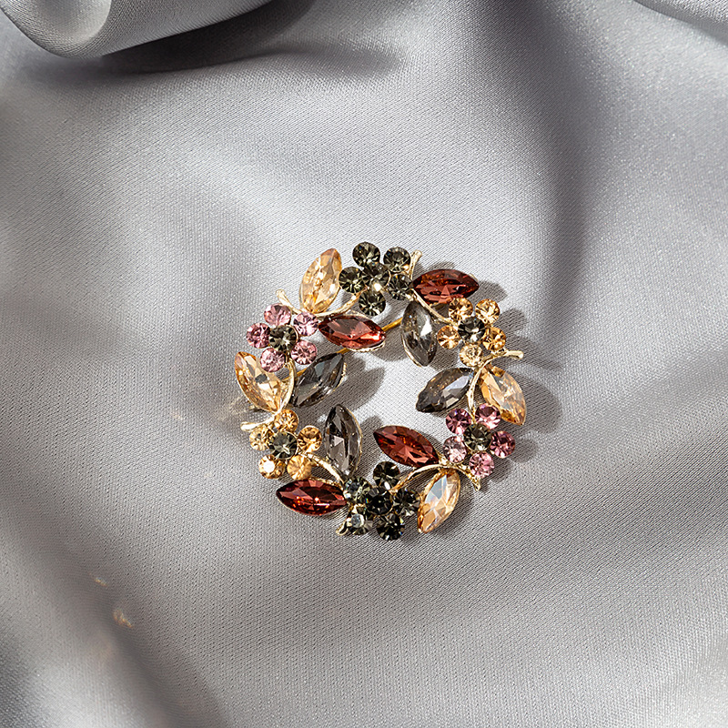 Vintage Style Animal hat Alloy Hollow Out Artificial Gemstones Artificial Diamond Brooches