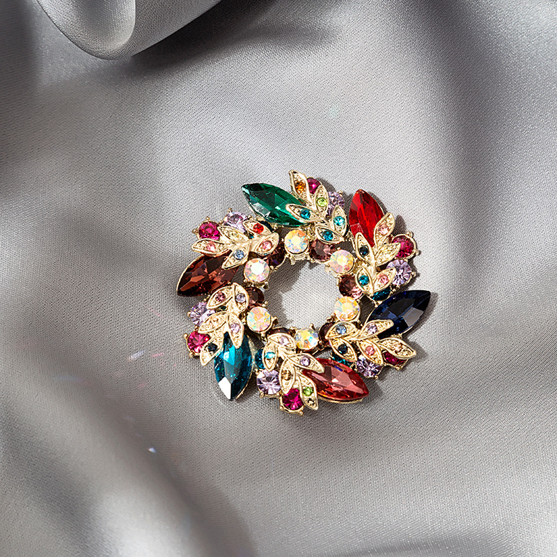 Vintage Style Animal hat Alloy Hollow Out Artificial Gemstones Artificial Diamond Brooches