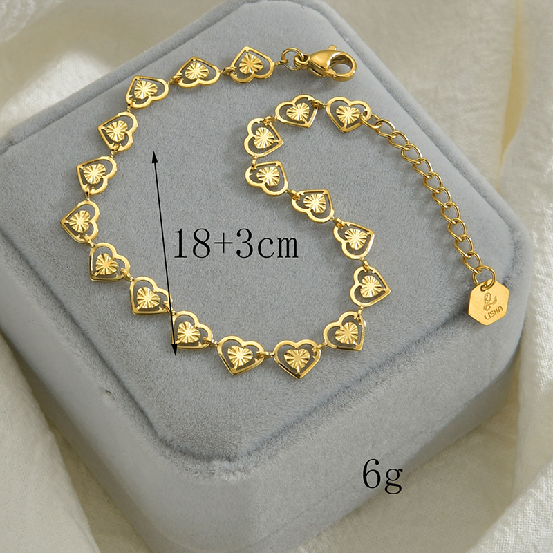 Vintage Style Heart Shape Stainless Steel Bracelets Gold Plated Hollow Out Stainless Steel Bracelets