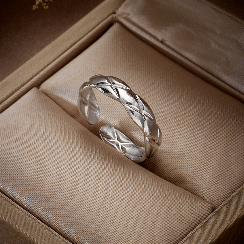 Simple Style Solid Color Titanium Steel Open Ring Copper Rings