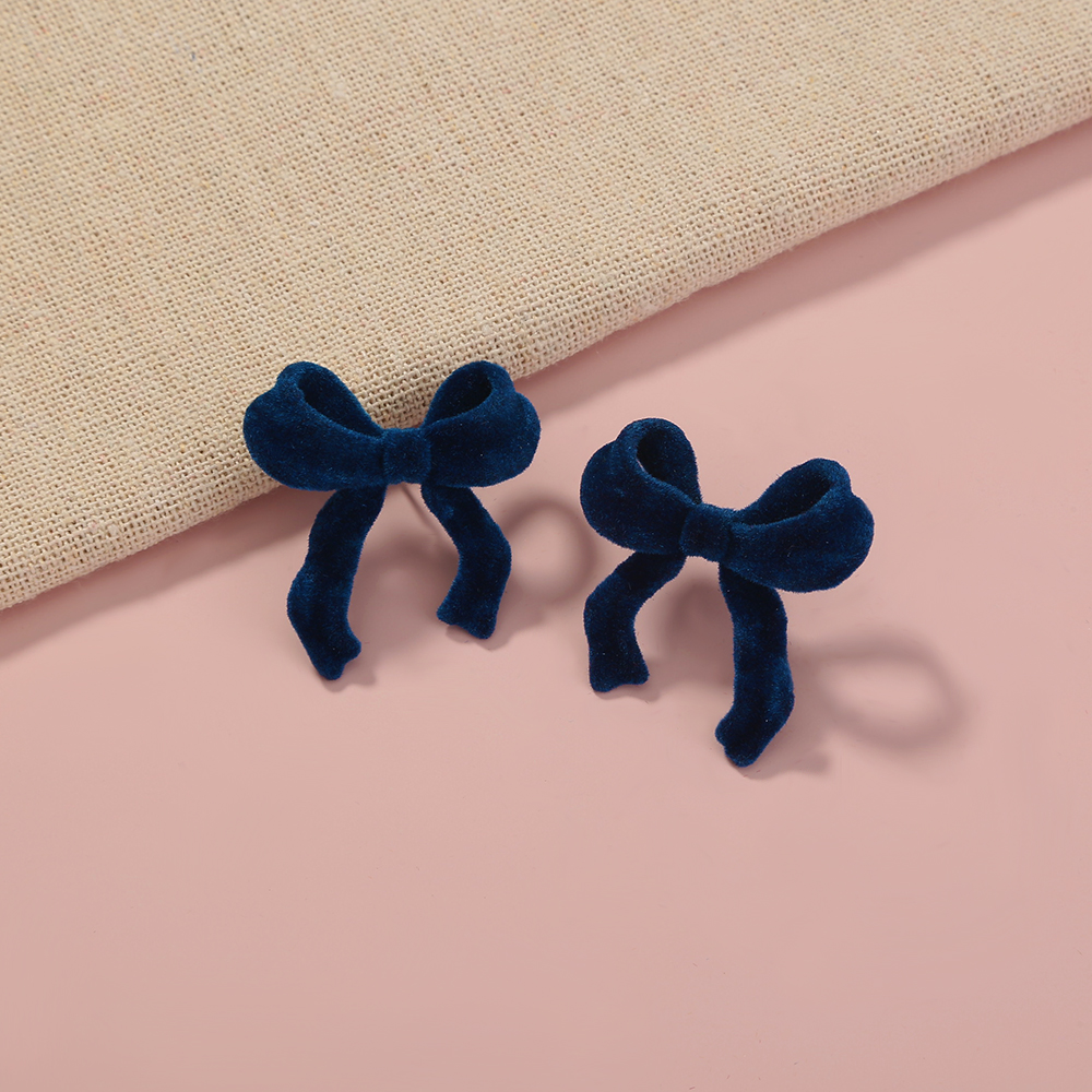 Classic Style C Shape Bow Knot Flocking Earrings 1 Pair