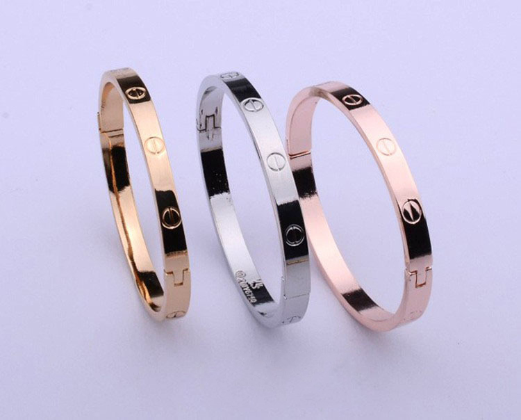 Fashion Circle Titanium Alloy Aluminium Alloy Inlay Rhinestones Womenu0027S Bangle