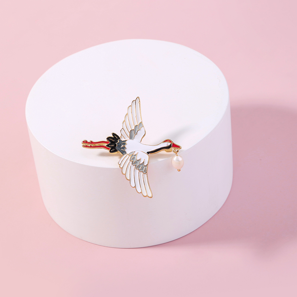 Elegant Animal Alloy Inlay Artificial Pearls Brooches 1 Piece