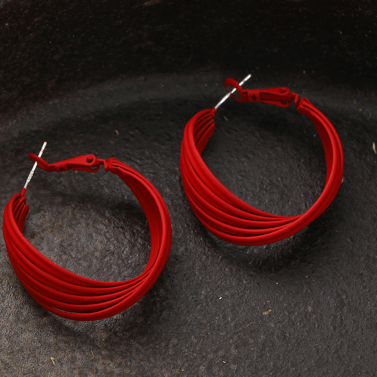 Fashion Spiral Stripe Alloy Stoving Varnish Hoop Earrings