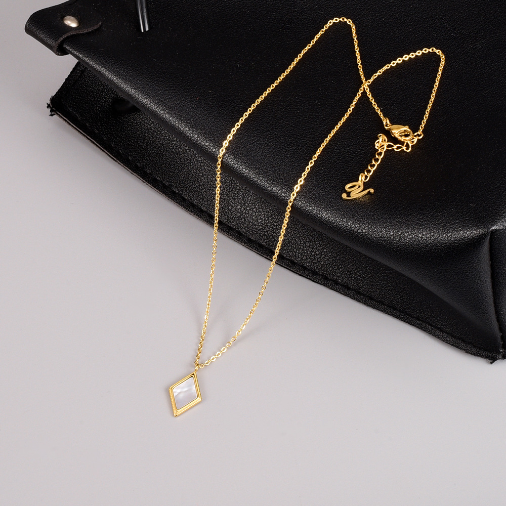 Fashion Square Titanium Steel Pendant Necklace Inlay Shell Stainless Steel Necklaces