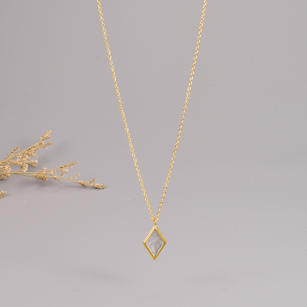 Fashion Square Titanium Steel Pendant Necklace Inlay Shell Stainless Steel Necklaces