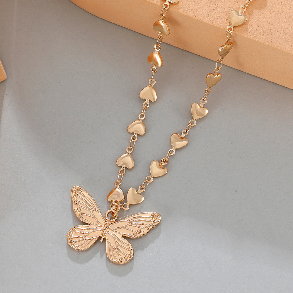 Simple Style Heart Shape Butterfly Alloy Plating Womenu0027S Pendant Necklace