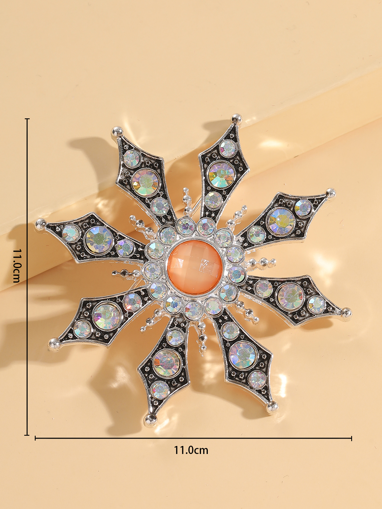 Fashion Snowflake Alloy Inlay Rhinestones Womenu0027S Brooches