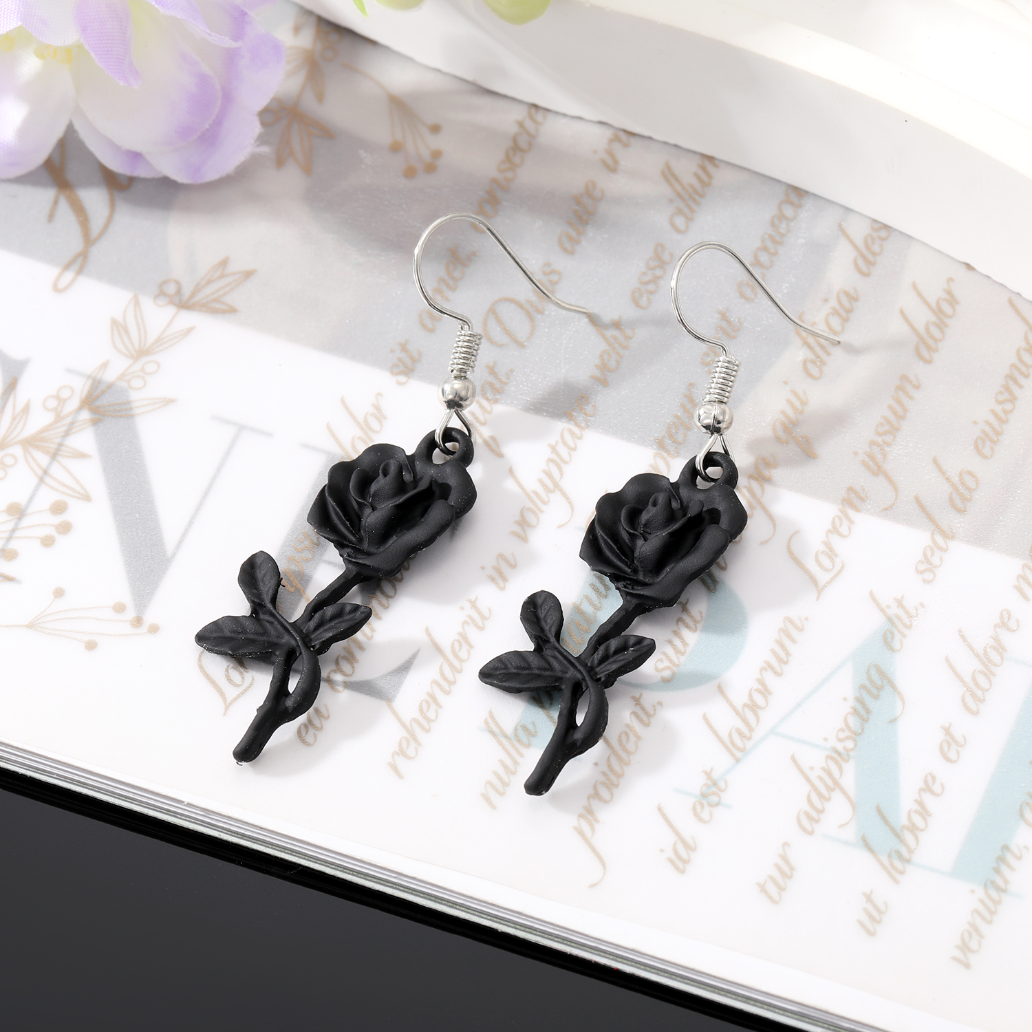 Retro Rose Alloy Stoving Varnish Alloy Womenu0027S Earrings Necklace 1 Pair