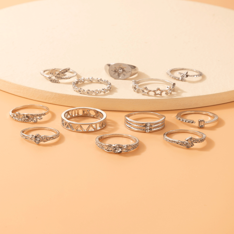 Sweet Star Flower Alloy Rhinestones Womenu0027S Rings 12 Pieces