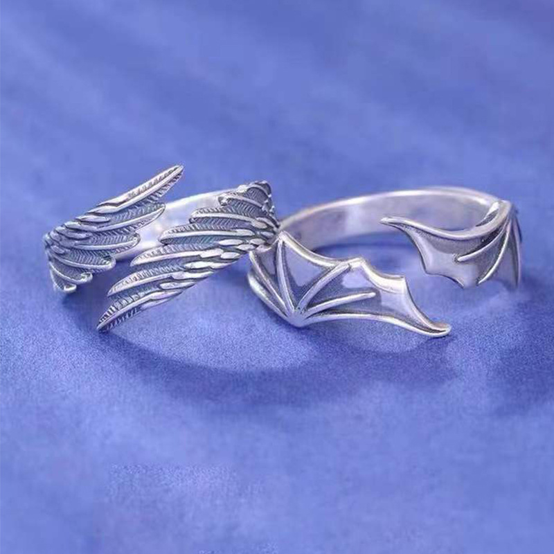 Retro Wings Alloy Asymmetrical Unisex Open Ring 1 Piece