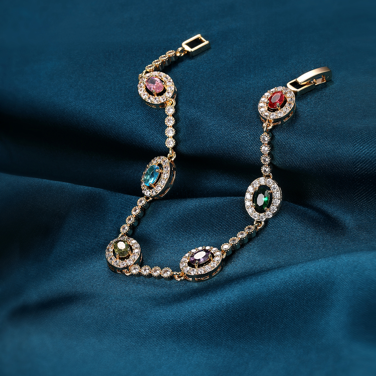 Fashion Oval Copper Gold Plated Zircon Bracelets 1 Piece