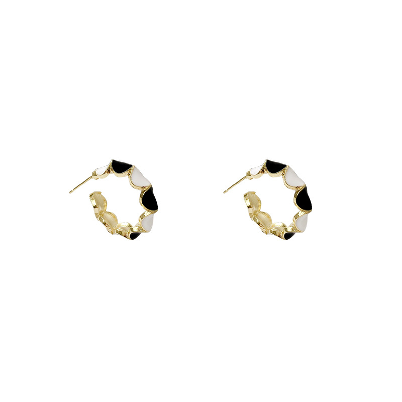 Simple Style C Shape Color Block Alloy Enamel Gold Plated Womenu0027S Ear Studs 1 Pair