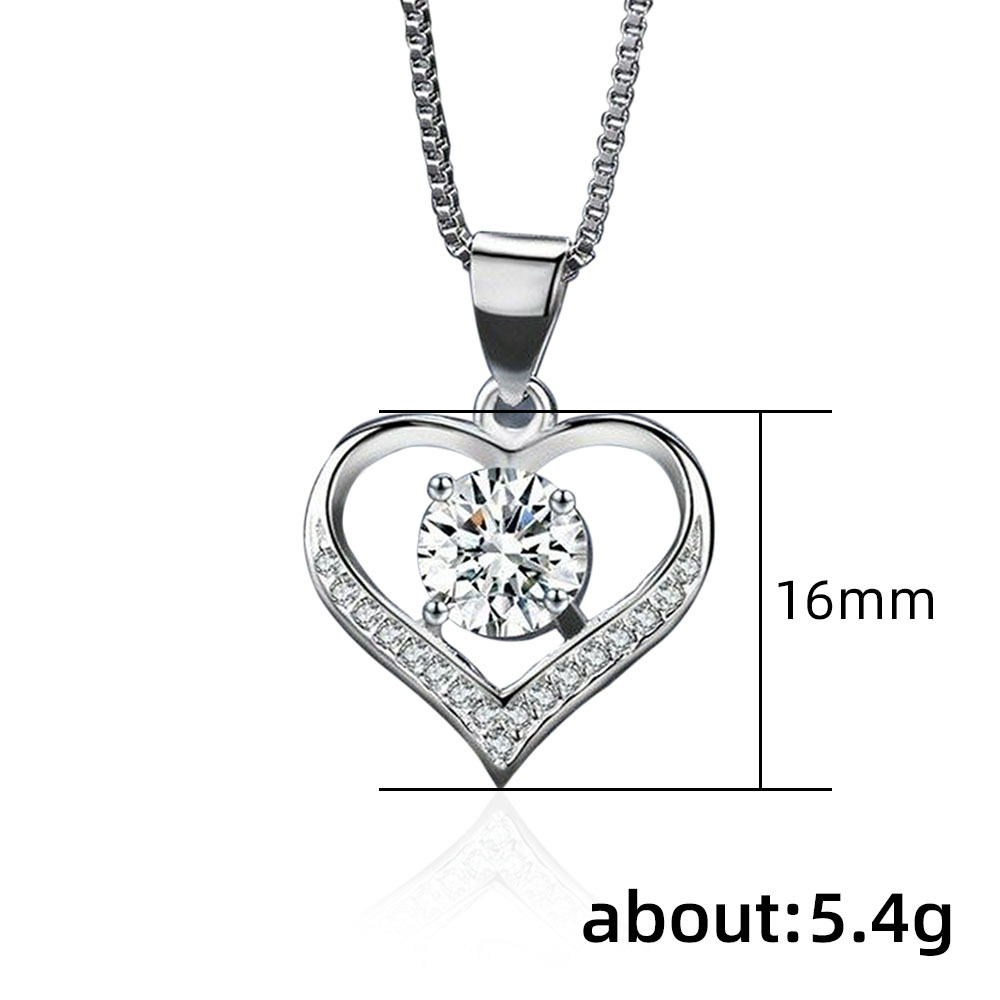 Fashion Heart Shape Copper Hollow Out Artificial Diamond Pendant Necklace 1 Piece