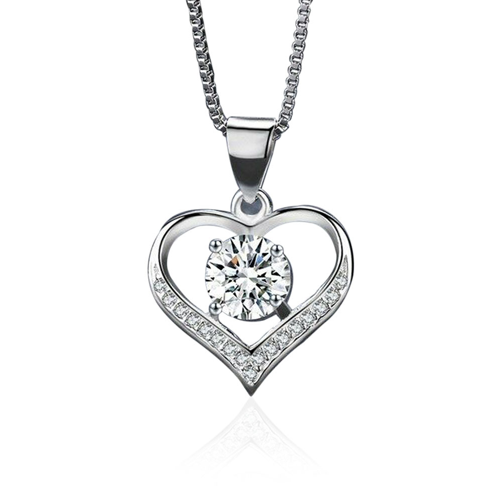 Fashion Heart Shape Copper Hollow Out Artificial Diamond Pendant Necklace 1 Piece