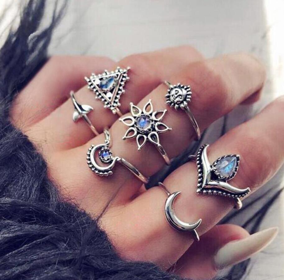 Retro Sun Moon Alloy Inlay Rhinestones Unisex Rings 7 Pieces