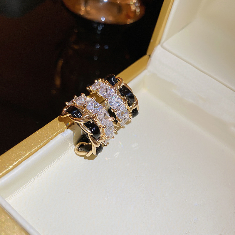 Fashion Geometric Copper Zircon Hoop Earrings 1 Pair