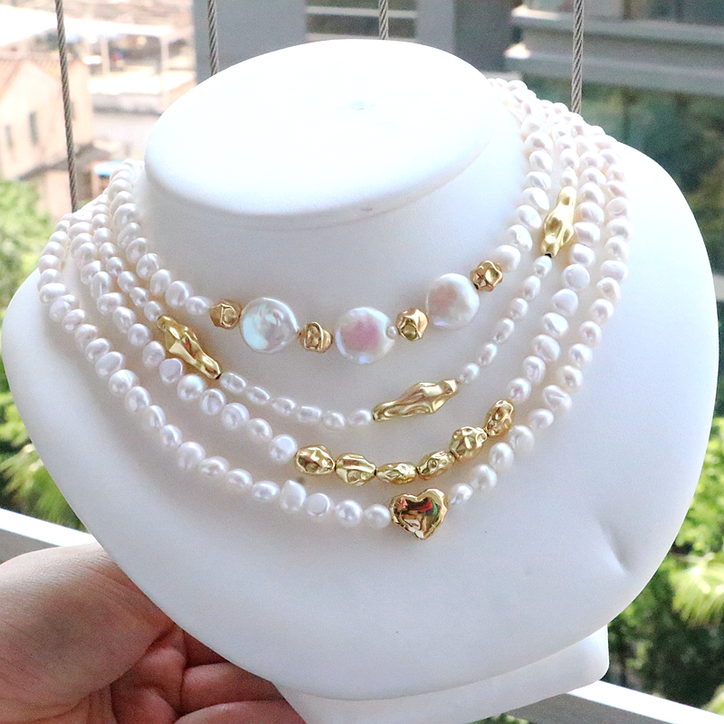 Luxurious Geometric Copper Gold Plated Pearl Necklace 1 Piece