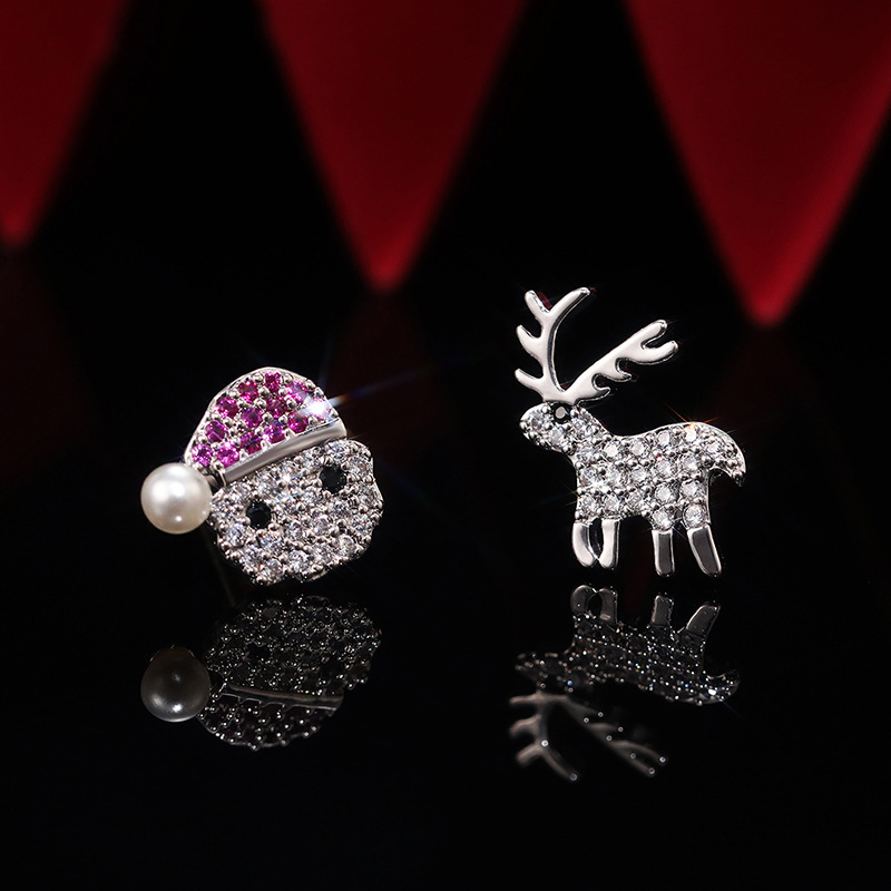 Fashion Santa Claus Elk Copper Asymmetrical Artificial Diamond Zircon Ear Studs 1 Pair