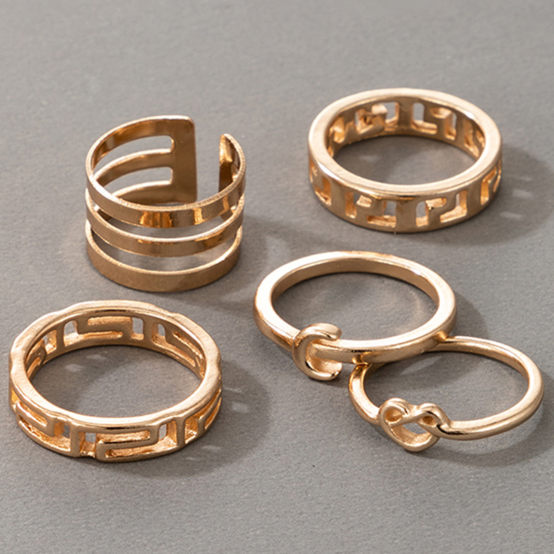 Fashion Moon Heart Shape Alloy Hollow Out Womenu0027S Rings 1 Set