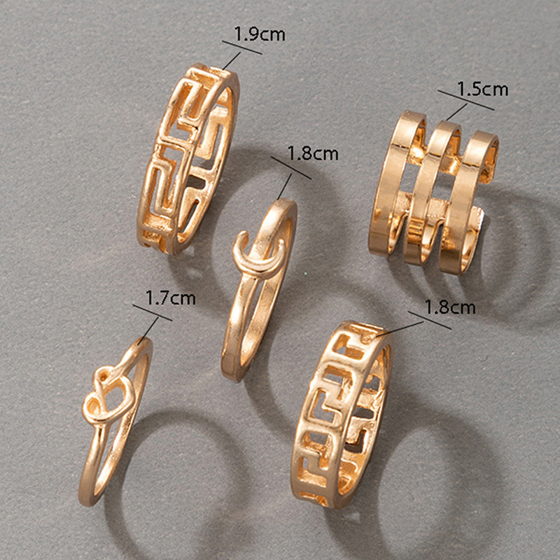 Fashion Moon Heart Shape Alloy Hollow Out Womenu0027S Rings 1 Set