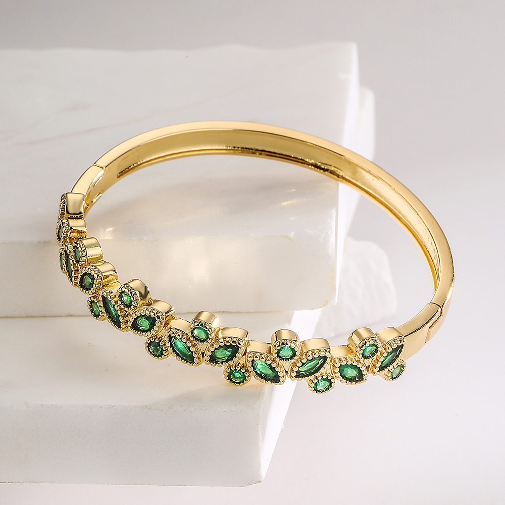 Fashion Leaf Copper Gold Plated Zircon Bangle 1 Piece