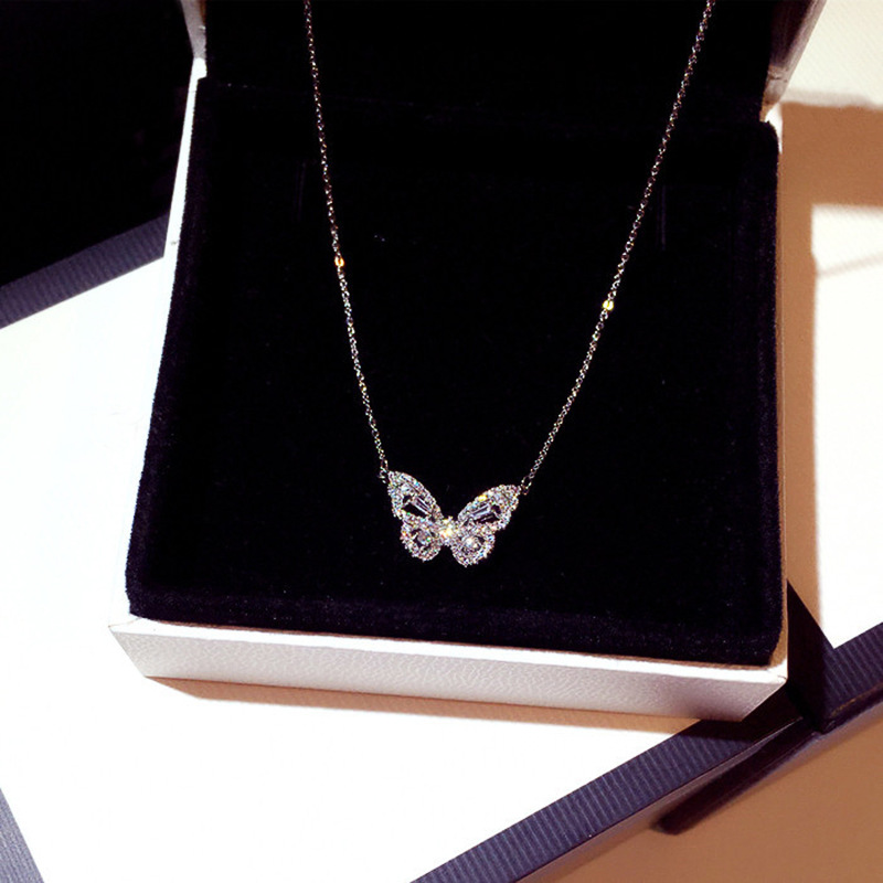 Fashion Butterfly Copper Plating Artificial Diamond Zircon Pendant Necklace 1 Piece