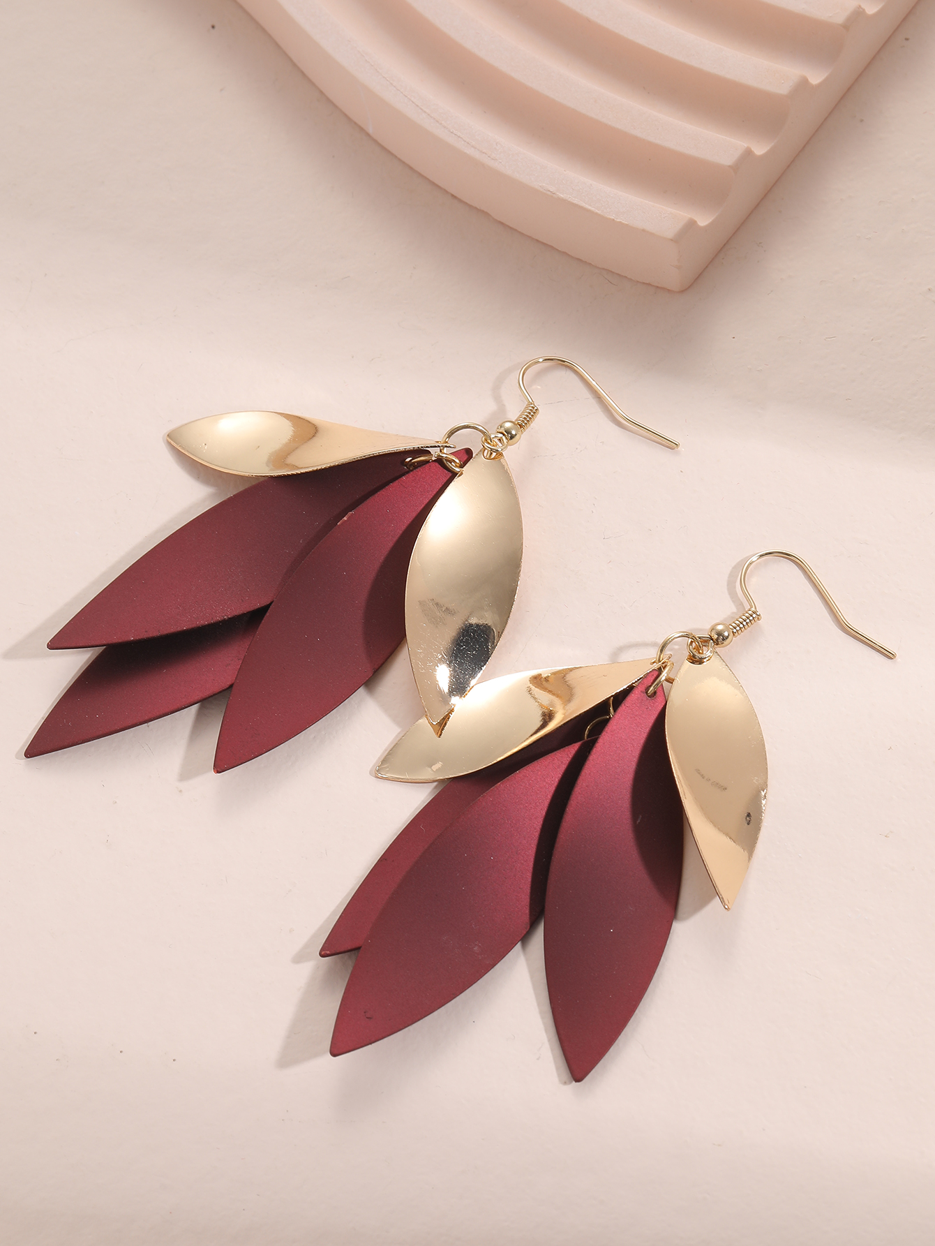 Simple Style Leaves Alloy Womenu0027S Drop Earrings 1 Pair