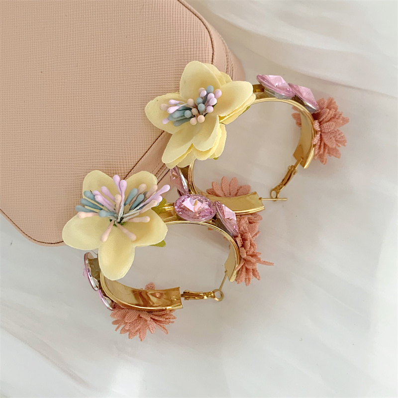 Sweet Flower Alloy Womenu0027S Earrings 1 Pair