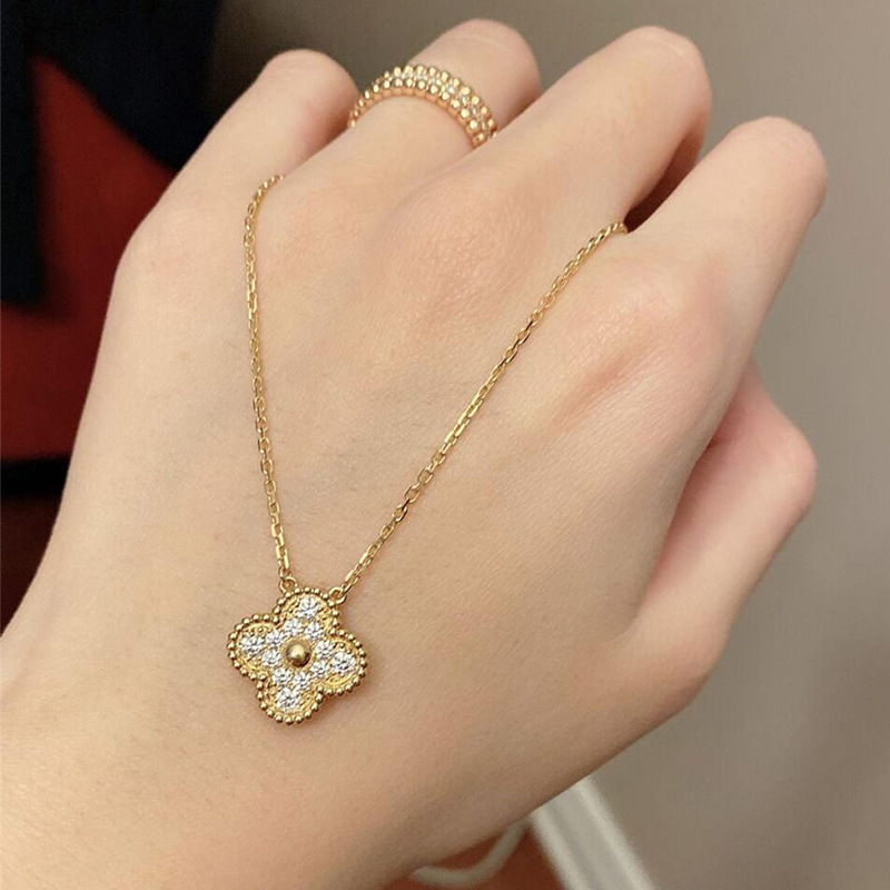 Fashion Four Leaf Clover Copper Plating Artificial Diamond Pendant Necklace 1 Piece