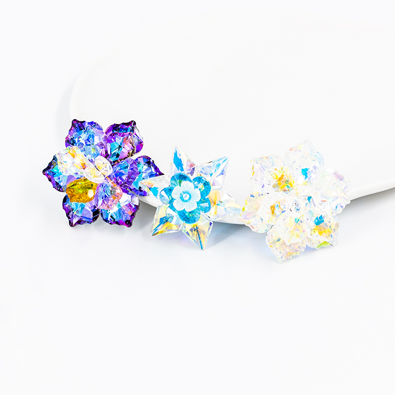 Fashion Flower Artificial Crystal Alloy Metal Womenu0027S Brooches 1 Piece