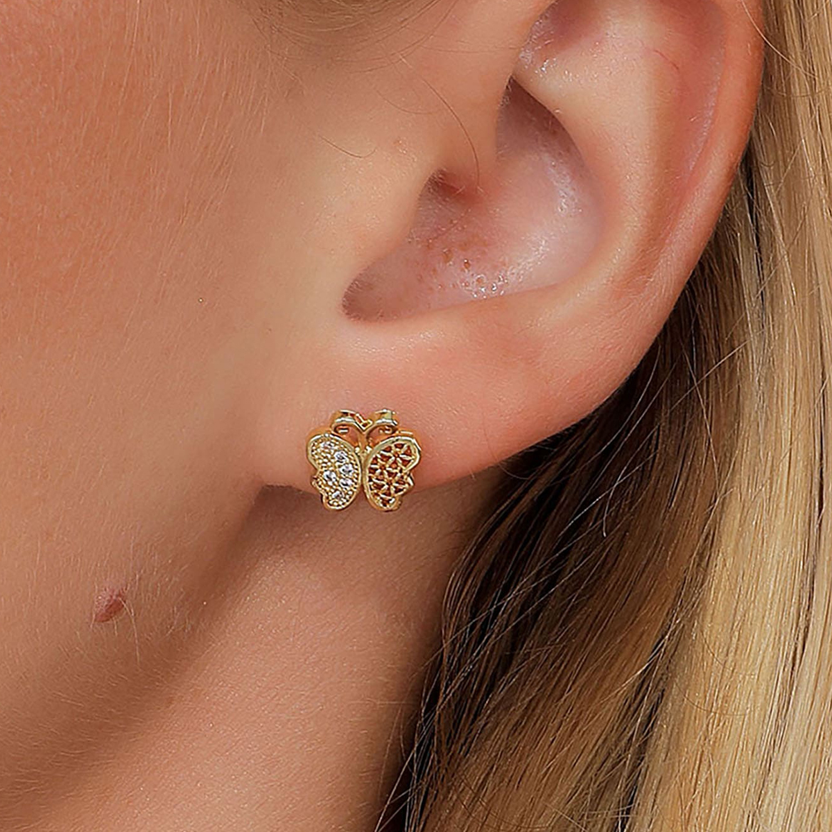 Simple Style Flower Butterfly Snowflake Copper Gold Plated Zircon Ear Studs 1 Pair