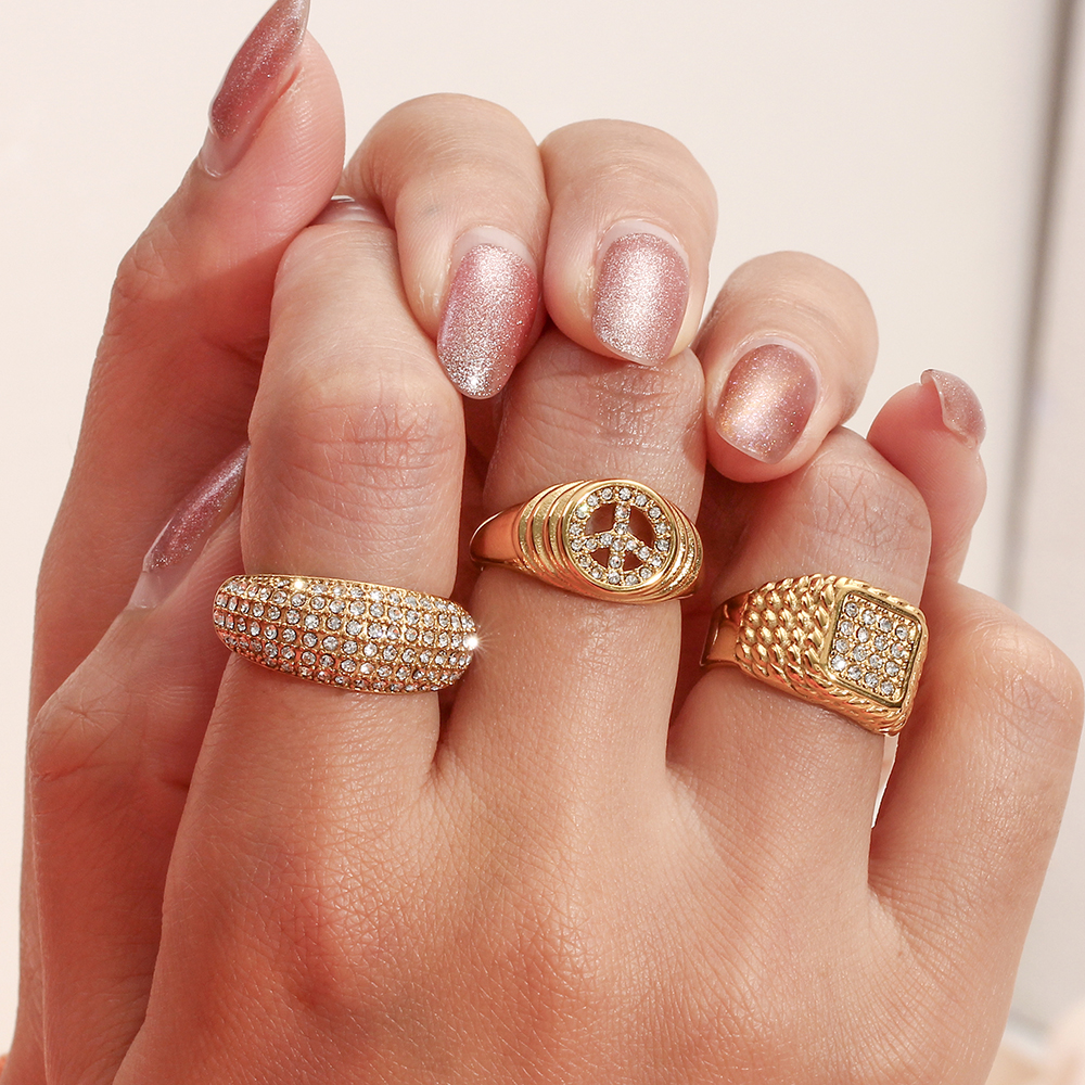 Fashion Round Stainless Steel Inlay Zircon Rings