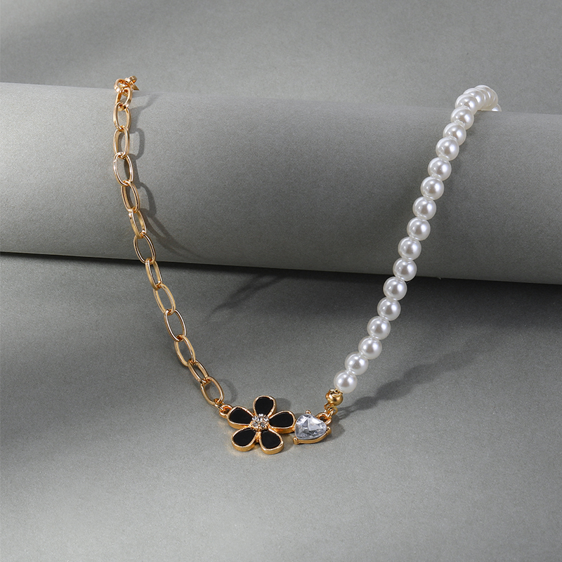 Fashion Flower Alloy Rhinestones Womenu0027S Necklace