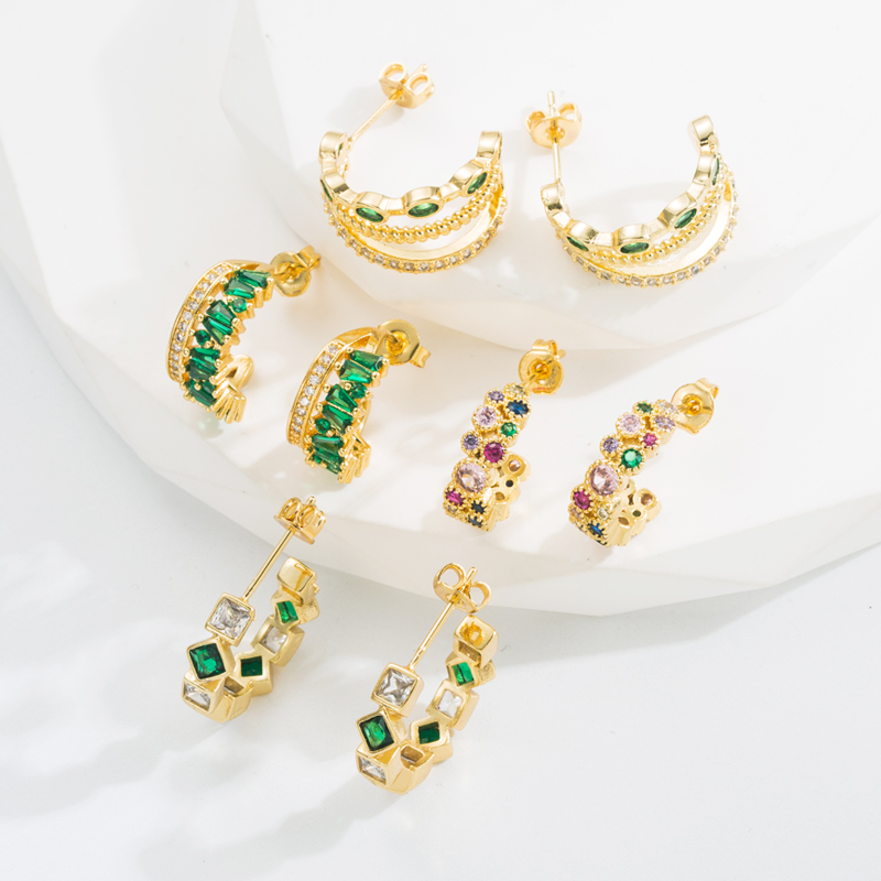 Fashion C Shape Copper Gold Plated Zircon Ear Studs 1 Pair