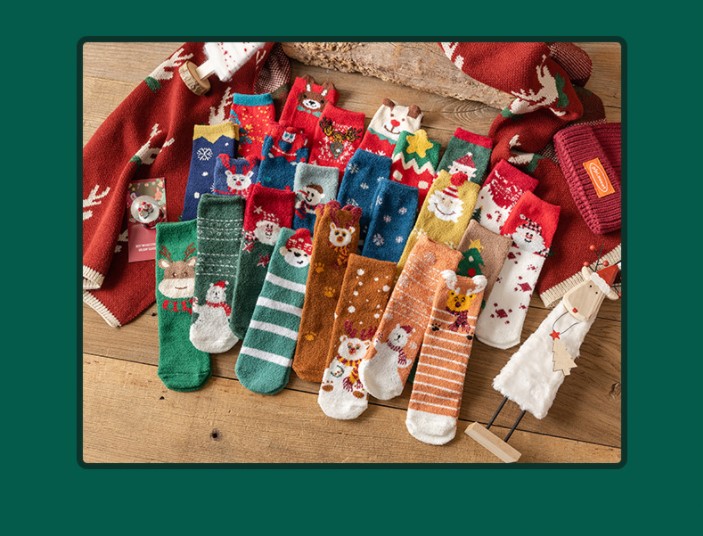 Womenu0027S Sweet Santa Claus Snowflake coral fleece Jacquard Crew Socks