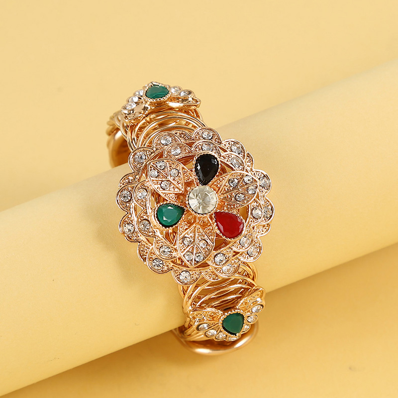 Vintage Style Flower Alloy Inlay Rhinestones Womenu0027S Bangle 1 Piece