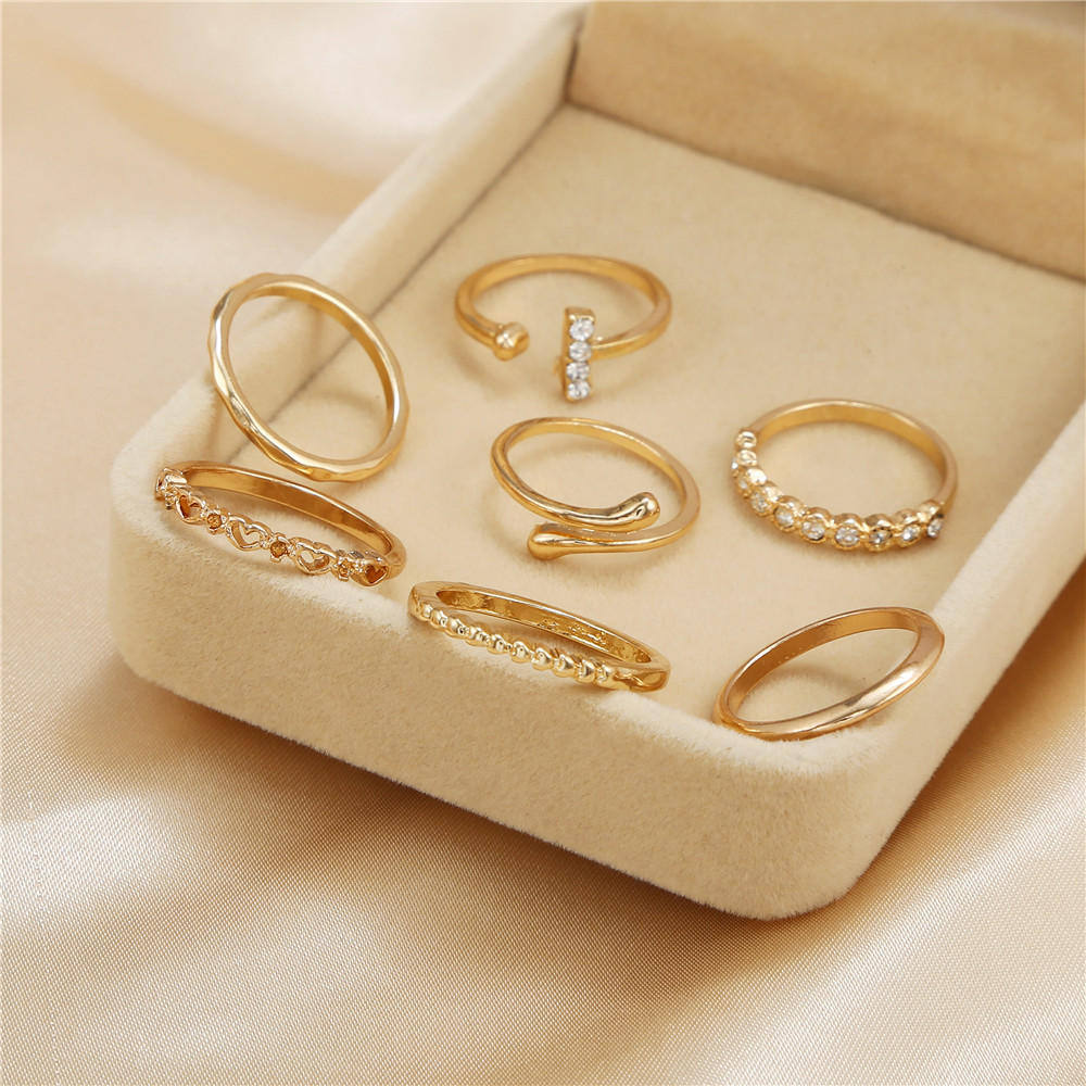 Fashion Geometric Snake Alloy Womenu0027S Rings 7 Pieces