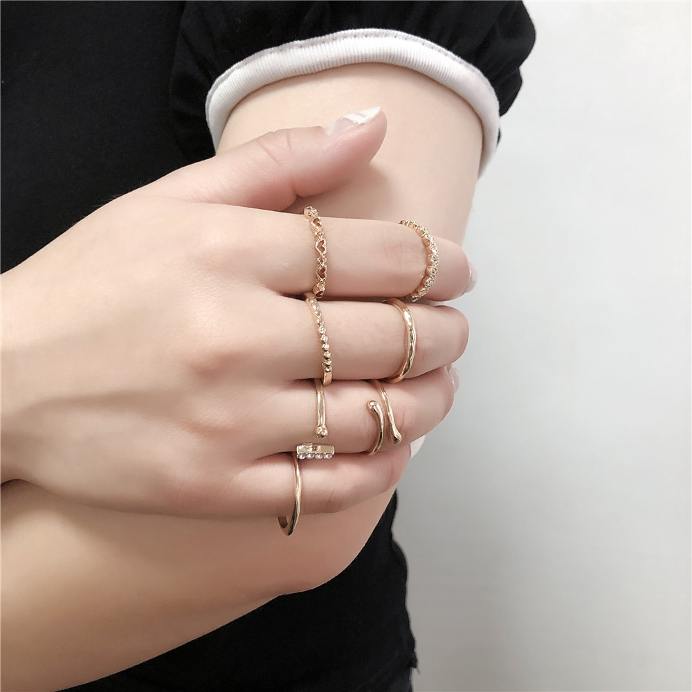 Fashion Geometric Snake Alloy Womenu0027S Rings 7 Pieces