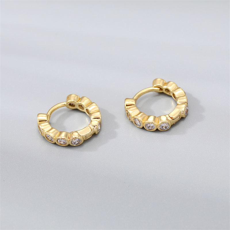 Simple Style Irregular Gold Plated Enamel Artificial Pearls Zircon Womenu0027S Hoop Earrings 1 Pair