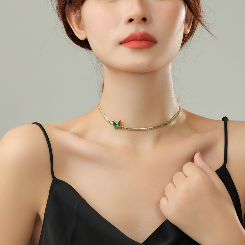 Simple Style Butterfly Titanium Steel Plating Choker 1 Piece