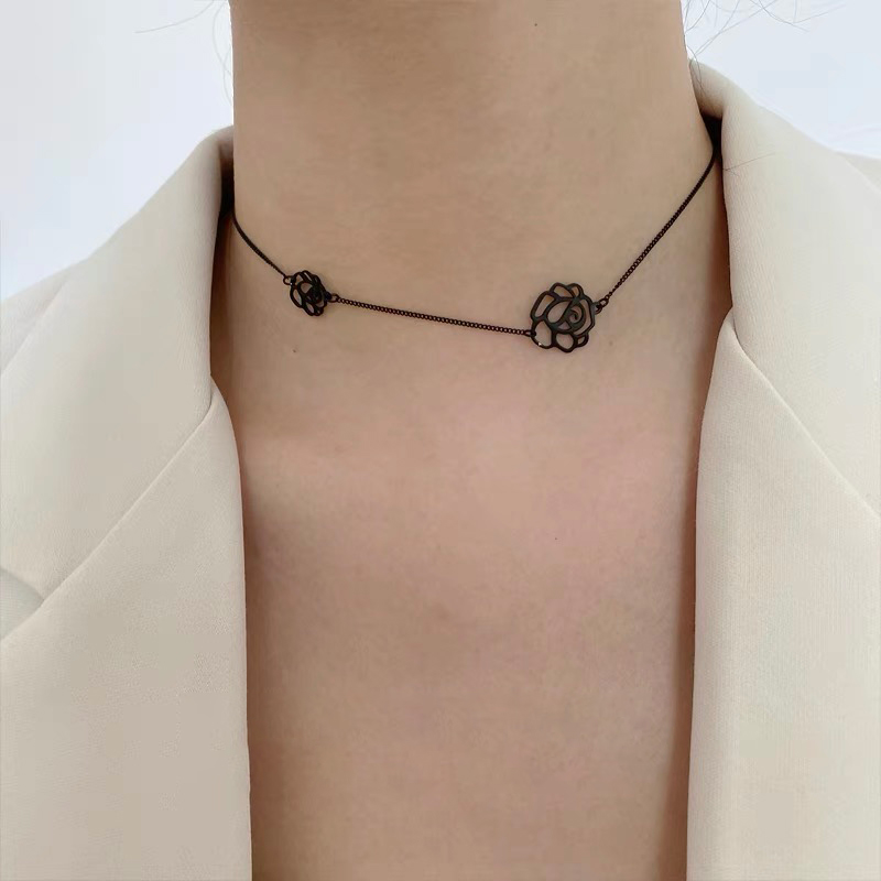 Fashion Flower Alloy Hollow Out Unisex Choker 1 Piece