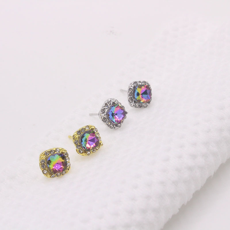 INS Style Square Alloy Inlay Crystal Womenu0027S Ear Studs 1 Pair