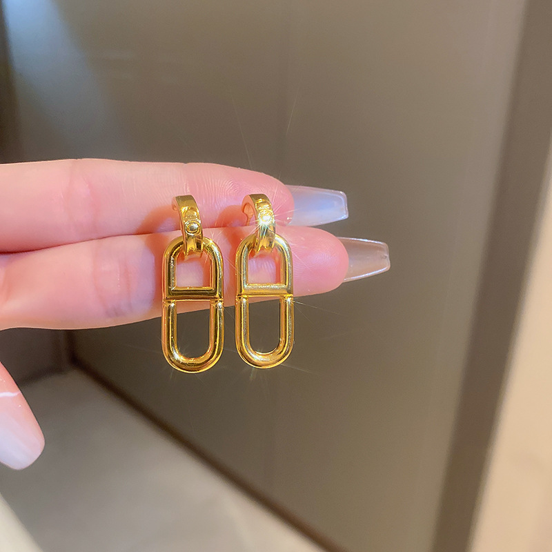 Fashion Letter Copper Drop Earrings 1 Pair