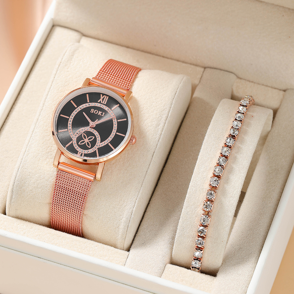 Fashion Four Leaf Clover Buckle Quartz Womenu0027s Watches