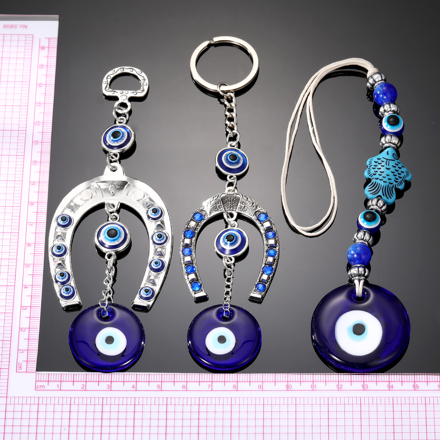 Vintage Style Eye Alloy Resin Inlay Rhinestones Unisex Keychain 1 Piece